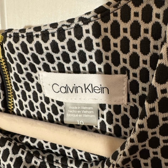 Calvin Klein Geometric Sheath Dress - Picture 5 of 9